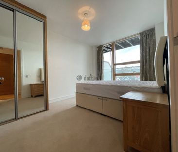 Apartment to rent in Cork, Mardyke - Photo 6