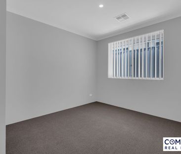 Brand New Home for Rent in Allara Estate – 21 Hue Road, Eglinton! - Photo 3