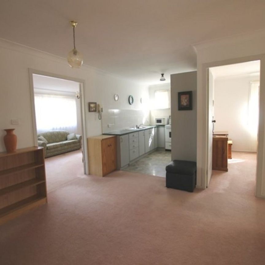 Three bedroom home in quiet surrounds. - Photo 1