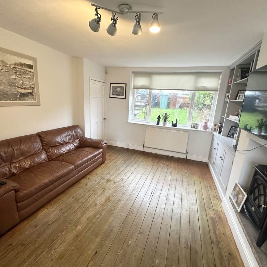 Vesper Way, Kirkstall, Leeds - Photo 1