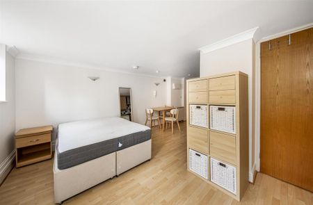 Studio to rent - Photo 4