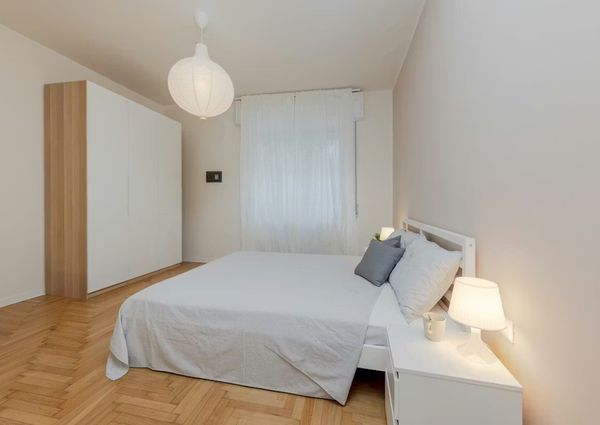 Via Giovanni Pascoli, Padova, Veneto 35125