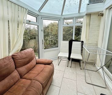 Collins Meadow, Harlow - Photo 2