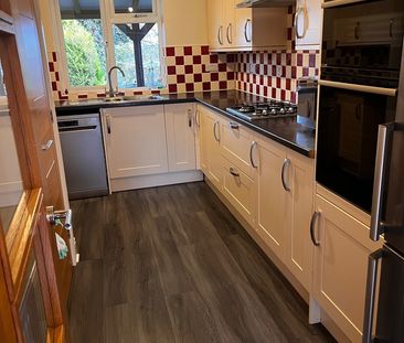 3 Bed Semi-Detached House, Strathmore Avenue, LU1 - Photo 6