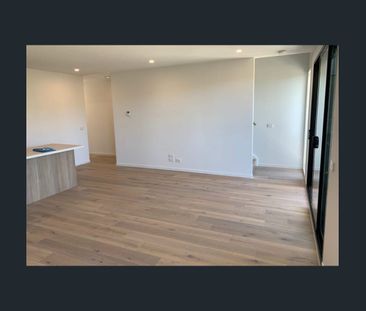 Lakeside Living 10km from Melbourne CBD!!! - Photo 6