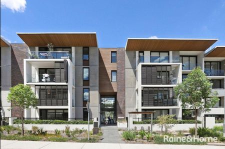 Prestigious Location Luxury Villa-like Garden Apartment - Photo 4