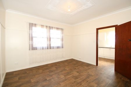 707 Ruthven Street, South Toowoomba QLD 4350 - House For Rent | Domain - Photo 4