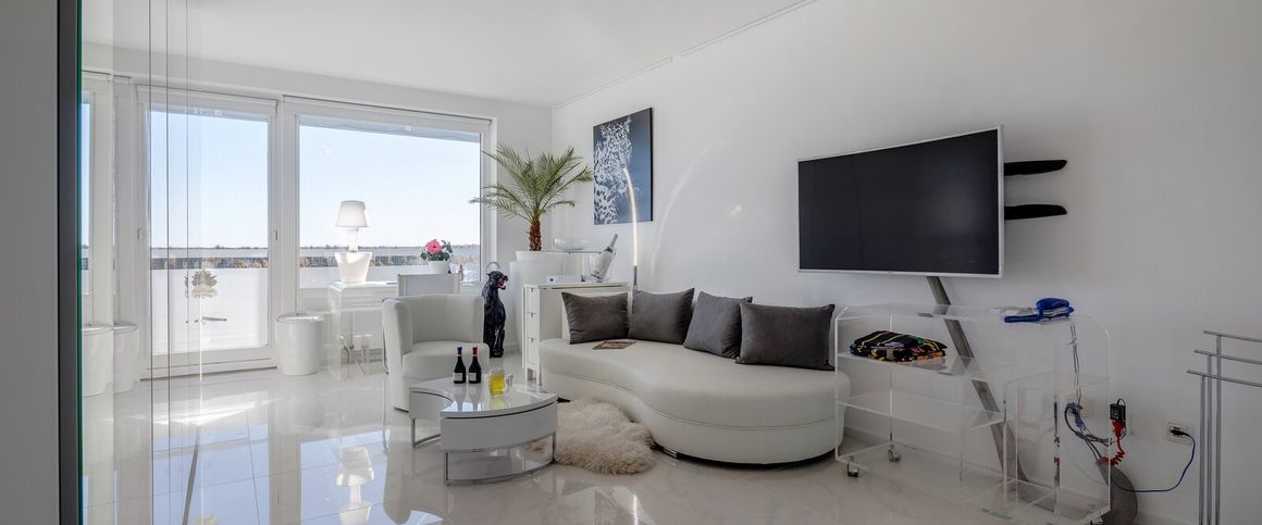 Design single apartment for rent with alpine view - Photo 1