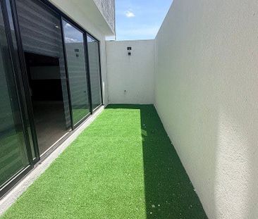 Casa privada Baikal nueva 4 recámaras lomas del marqués - Photo 2