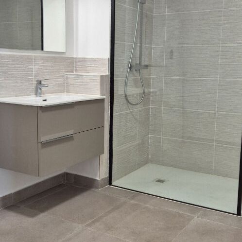 Appartement T3 - VILLENEUVE LES AVIGNON, - Photo 1