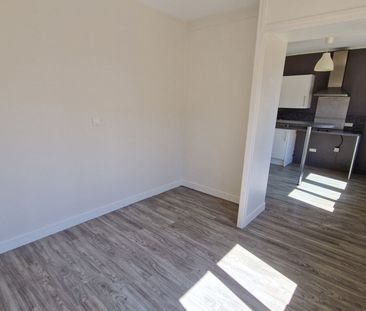 Location Appartement 2 pièces 31m² ROUEN 76000 - Photo 2