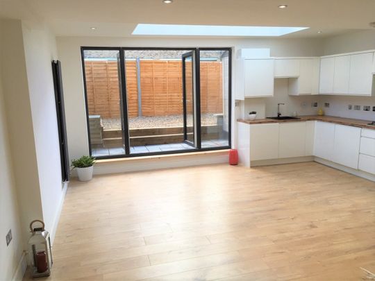 1 Bed Flat, Mount Pleasant, RG1 - Photo 1