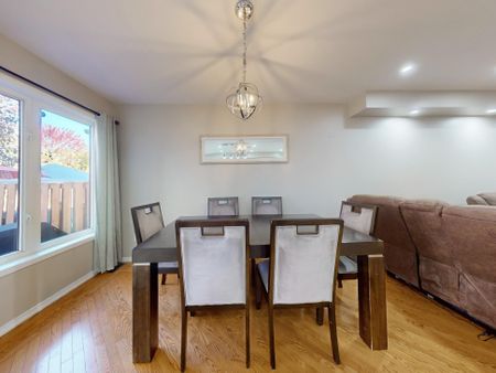 For Lease - 3231 Apricot Street Unit# Main & 2nd Floor, Mississauga, Ontario - Photo 5