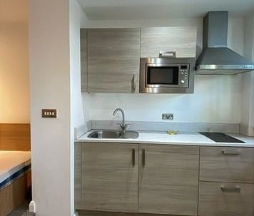 Studio Flat, Bracken House, M1 - Photo 5