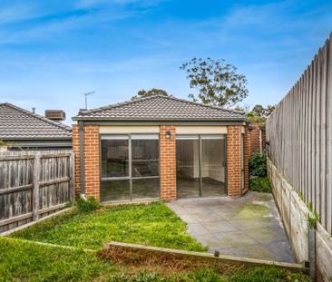 3/10 Camellia Court, Doveton - Photo 6