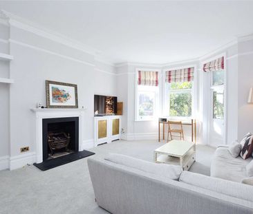 A beautifully presented two bedroom apartment to rent which has acc... - Photo 4