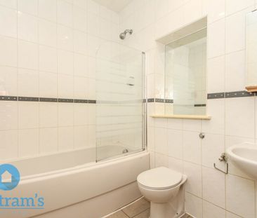 2 bed Apartment for Rent - Photo 1