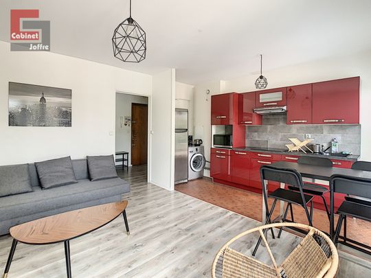 Location Appartement 2 pièces 44m² FONTAINEBLEAU 77300 - Photo 1
