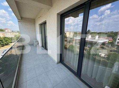 Apartament 3 camere, 80 mp, zona Consul - Fotografie 4