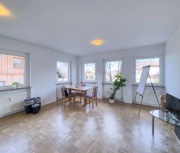 NEU RENOVIERT! 2-ZIMMER-WOHNUNG IN ZENTRALER LAGE - Foto 3