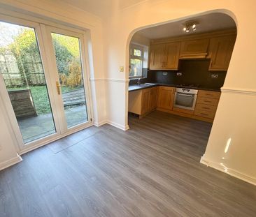 3 bedroom semi-detached house to rent - Photo 6