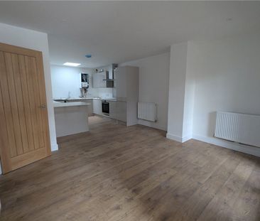 Spacious One-Bedroom Apartment with Versatile Additional Reception ... - Photo 6