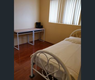 Upstairs /510 Balfour Street, Southern River, WA 6110 - Photo 1