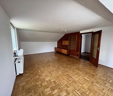 Komplett sanierte und renovierte 1,5-Zimmer-DG-Wohnung an Einzelperson zu vermieten - Foto 2