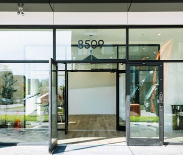 Brand New Spacious Three Bedroom in Fleetwood Village - Photo 2