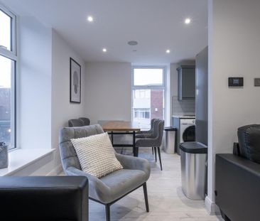 6 bedroom house of multiple occupation to rent - Photo 3