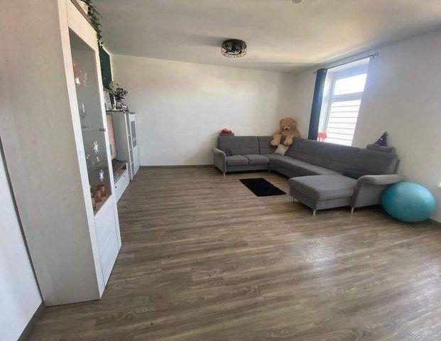 CORDULA IMMOBILIEN elegante 3 Raum - Wohnung mit 2 Bäder und Balkon zu vermieten cordula 2913 - Foto 1