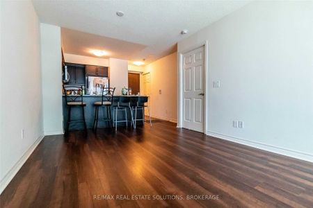 For Lease - 19 Grand Trunk Crescent Unit# 1009, Toronto, Ontario - Photo 3