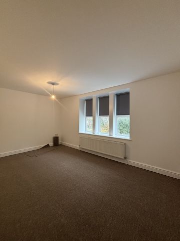 2 Bed Flat, Sylvan Road, SE19 - Photo 3