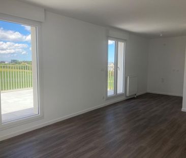 Location Appartement 3 pièces 71m² IFS 14123 - Photo 1