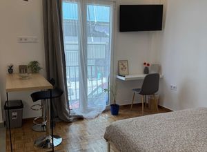Studio/Γκαρσονιέρα για ενοικίαση - Κυψέλη, - Φωτογραφία 2