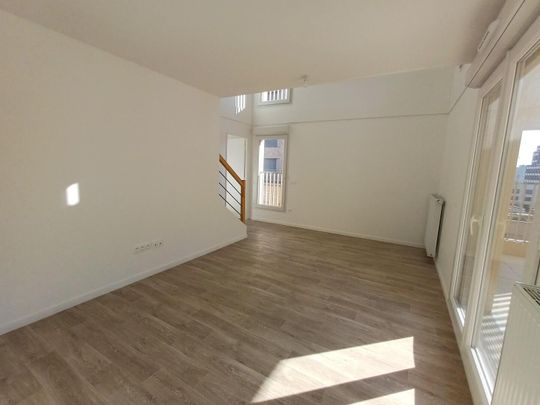 location Appartement T5 DE 103.1m² À BOBIGNY - Photo 1