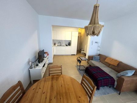 Hedendaags éénslaapkamerappartement in het centrum van Aalst - Foto 4