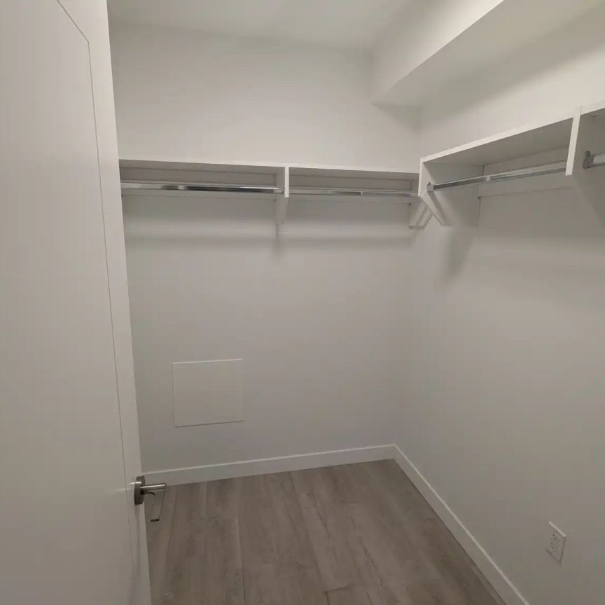Nolo — B Plan - 1 BD 1 BTH + Flex - Photo 1