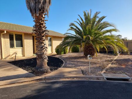 15 Wickstein Close&comma; Port Augusta West - Photo 2