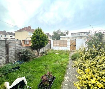 2 Bed Terraced House, Freshland Way, BS15 - Photo 1