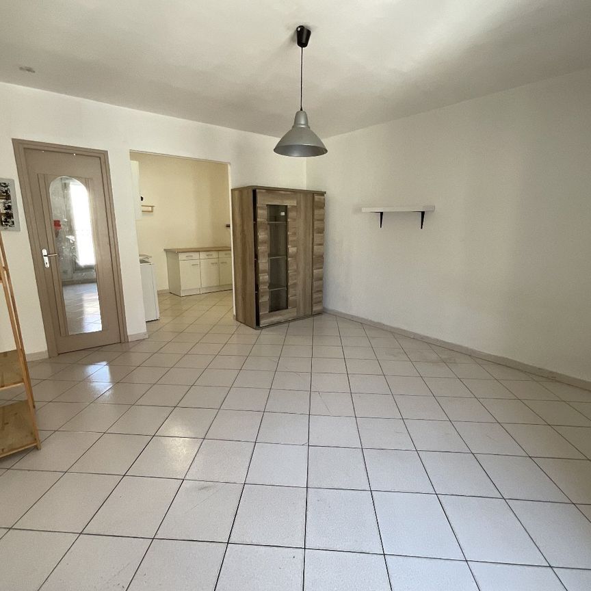 Location Appartement 1 pièce 27m² BEZIERS 34500 - Photo 1