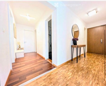 Charmante 4.5-Zimmer-Wohnung mit Balkon inkl. Doppel-Tiefgaragenplatz und Bastelraum - Foto 4