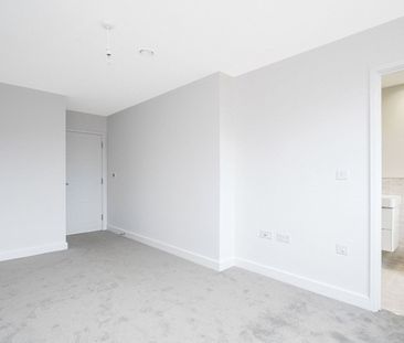 Landmark Court, 30 Queens Road, Weybridge, Surrey, KT13 - Photo 5