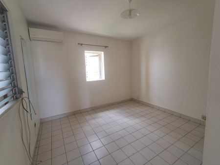 APPARTEMENT F4 - 101 m2 - FORT-DE-FRANCE - Photo 4
