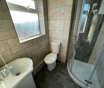 Studio to rent - Photo 6