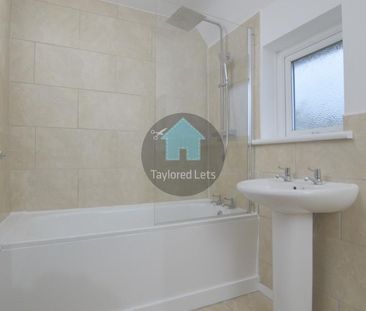 3 bedroom semi-detached house to rent - Photo 3