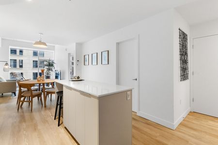 1020 Rue de Bleury, Ville-Marie, QC - Photo 2