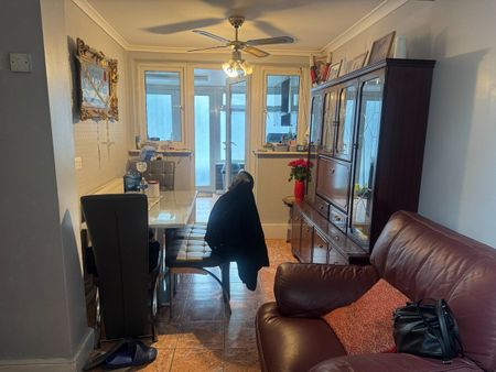 4 Bed End Terrace, Mitcham Road, CR0 - Photo 2