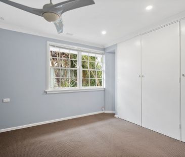 Comfortable Family Home in a Convenient Location - Photo 2