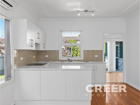 10 Smart Street, Charlestown - Photo 5